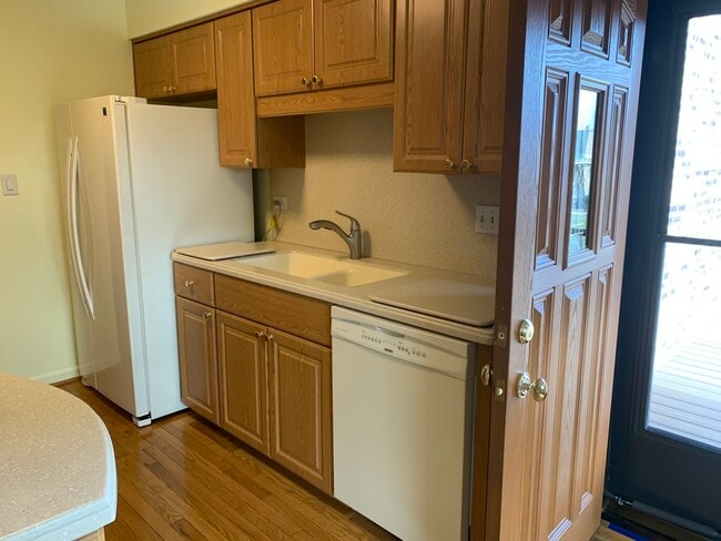 Photo - 7609 Hayenga Ln