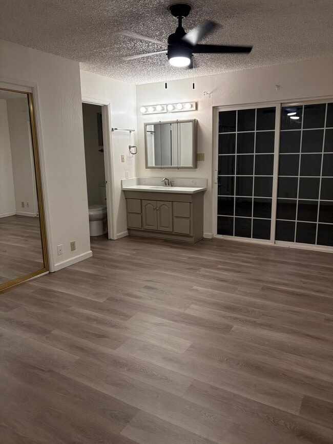 Photo - Renovated 3BD/2BA on Quiet Cul-de-Sac