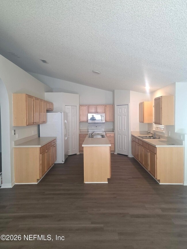 Photo - 4131 Woodley Creek Rd