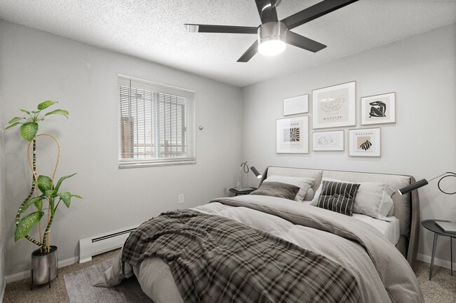 Photo - 1451 Detroit