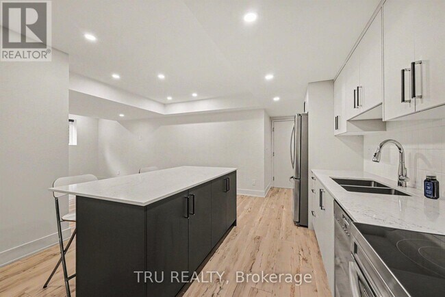 Photo - 120 Glynn Ave