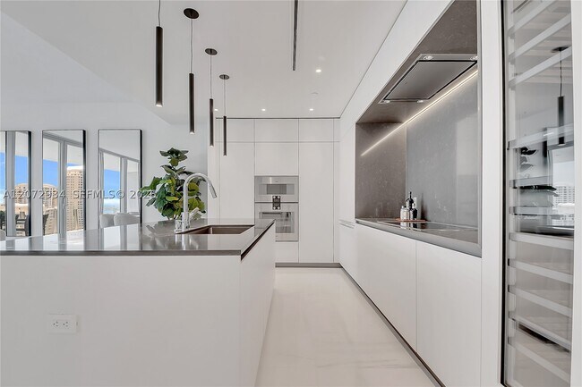 Photo - 300 Biscayne Blvd Unit 2902E