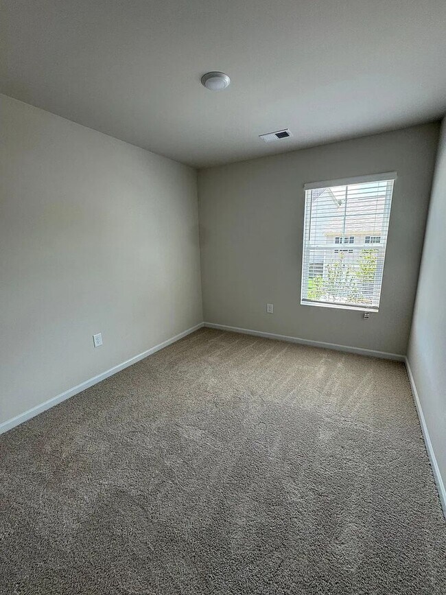 4286 Notting Hill Dr SW