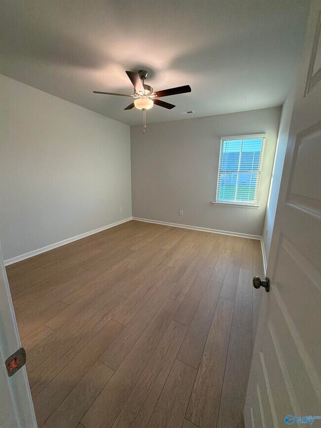 147 Wolfe Ln