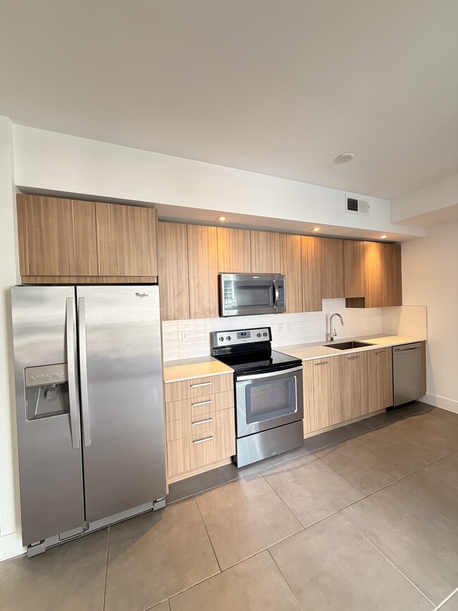 Photo - 132 NE 22nd St Unit B1