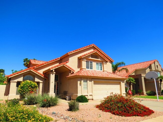 Building Photo - 4122 E Windsong Dr