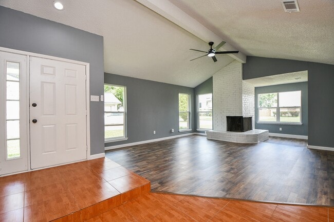 Photo - 17022 Quail Park Dr