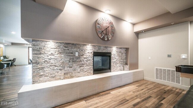 Photo - 2511 W Queen Creek Rd Unidad 146 Rental