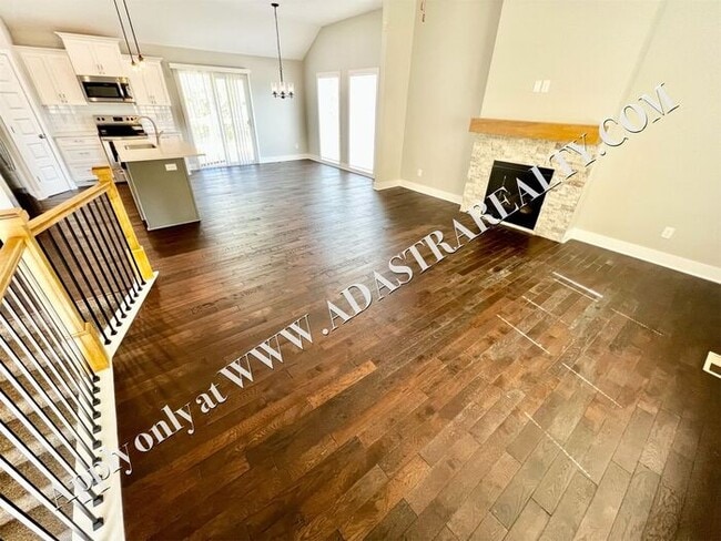 Photo - Beautiful Home in Independence-Available in JULY!!
