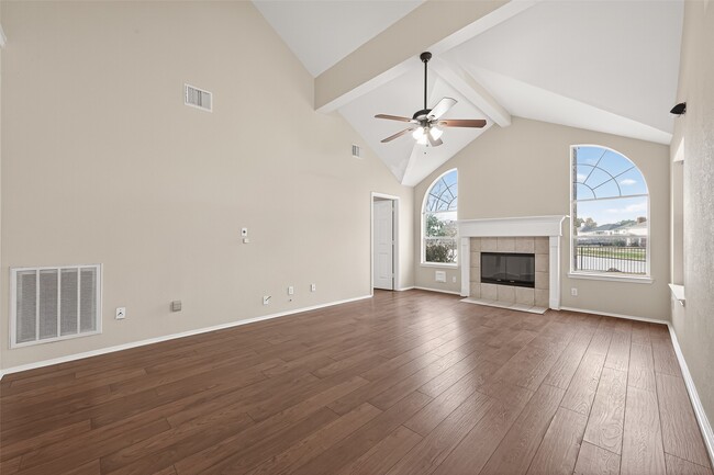 Photo - 23035 Canal Rd