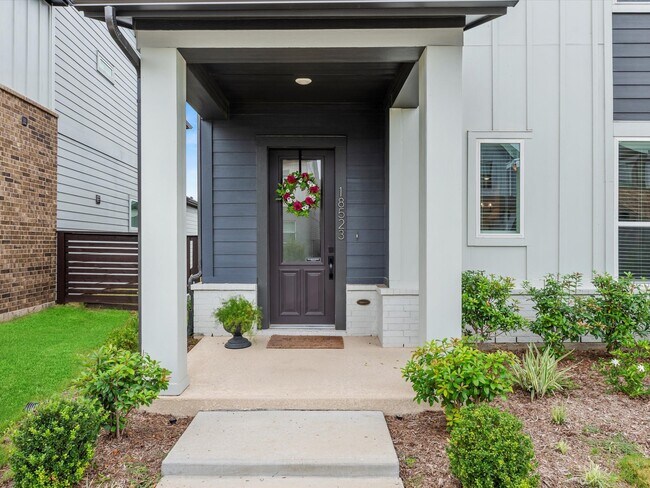 Photo - 18523 Vivacious Ln