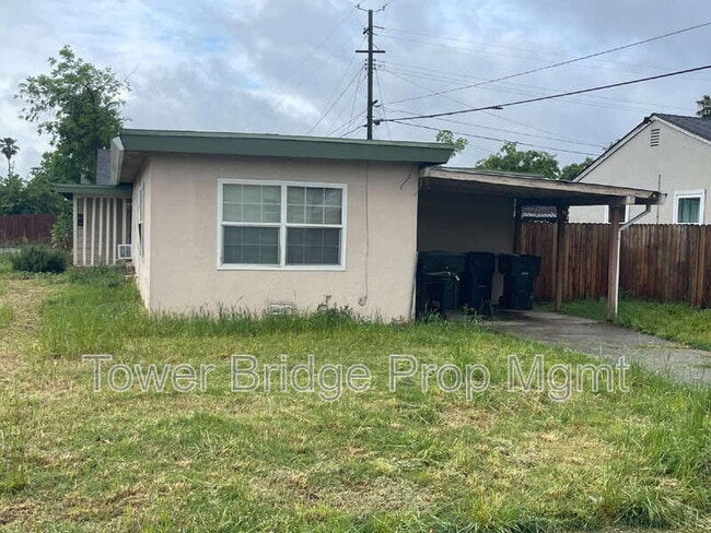 Photo - 2841 Taft St