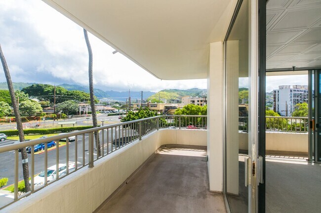 Photo - Contessa Condo 304 / 2b2b1pkg Ready to Mov... Unit 304