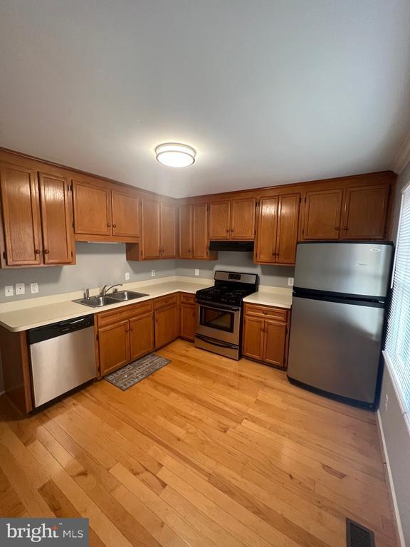 Photo - 11211 Surry Woods Ct