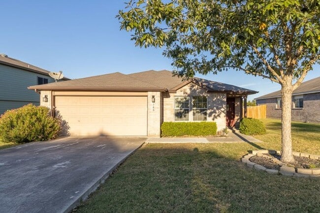 Building Photo - 3 bedroom, 2 bath,  car garage 1 story house located in Cibolo-Schertz!