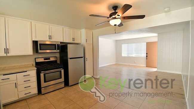 Building Photo - Duplex in Lemon Grove | Minutes from CA-94 FWY Acces