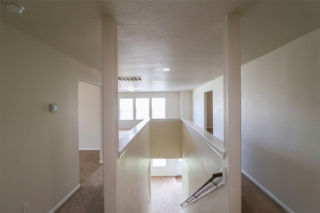 Building Photo - 10638 Dawn Pine Forest Trail Rental