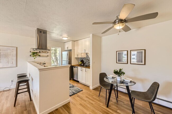 Photo - Beautiful remodeled condo with lovely view...