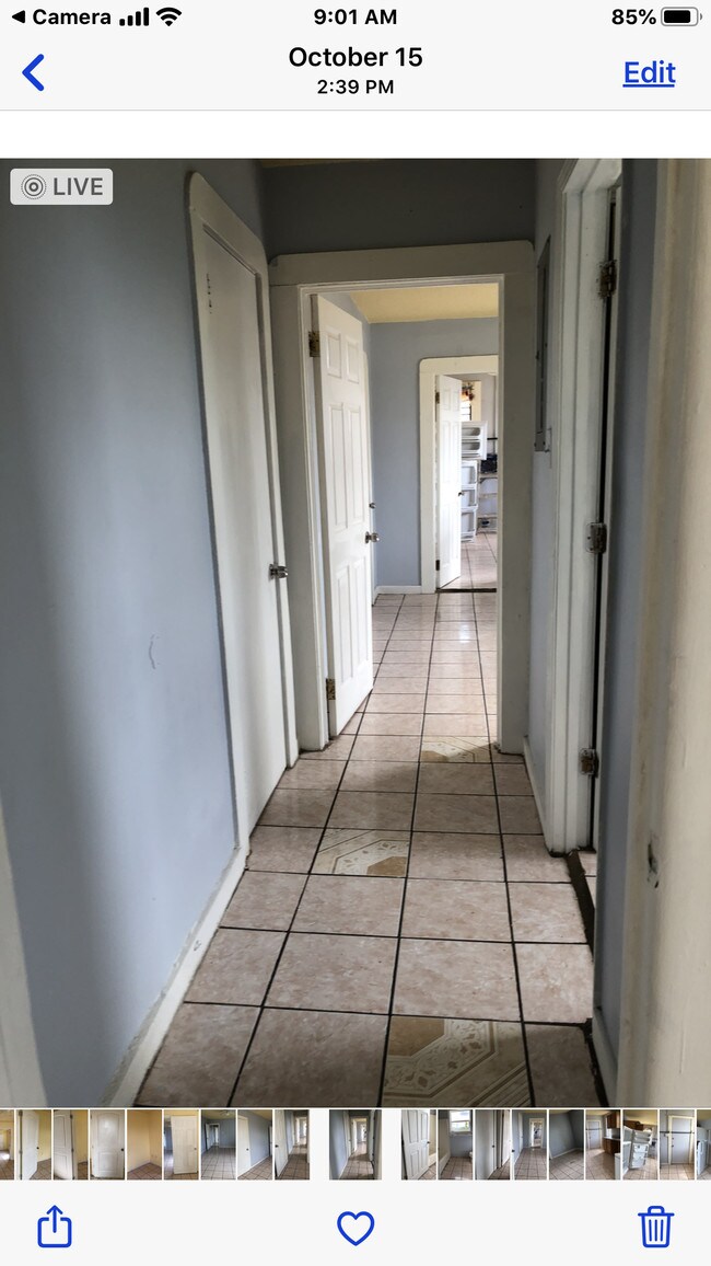 Photo - 1980 Hope St Unidad 1980