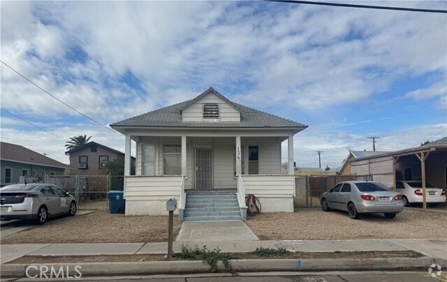 Building Photo - 136 N K St Rental