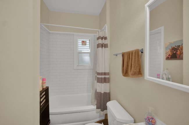 Photo - 2036 Sherman Ave Unidad House