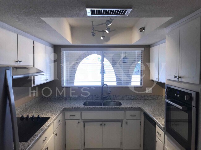 Photo - 4507 W Aster Dr
