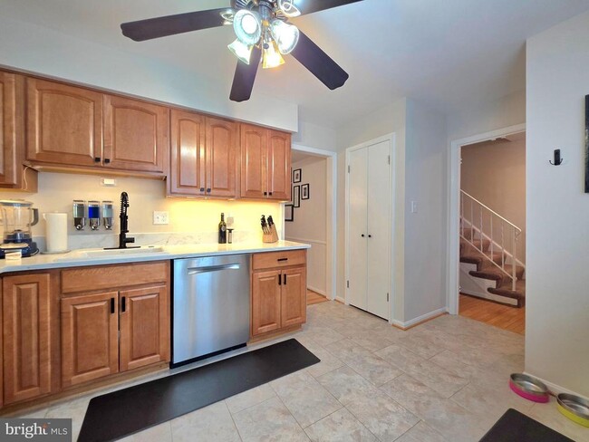 Photo - 2805 Balliett Ct