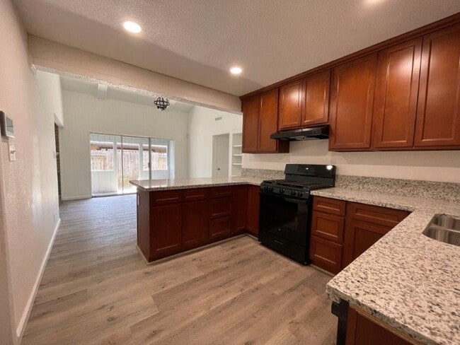 Photo - Great 3 Bed 2 Bath in Arden Arcade