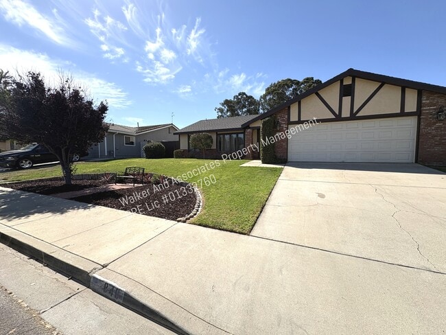 840 Blue Ridge Dr