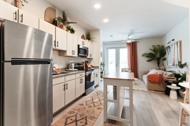 Photo - Welcome Canary