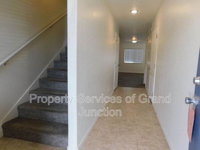 Photo - 654 Trinity Way Unit B