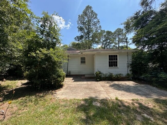 Photo - 1005 W Moore St