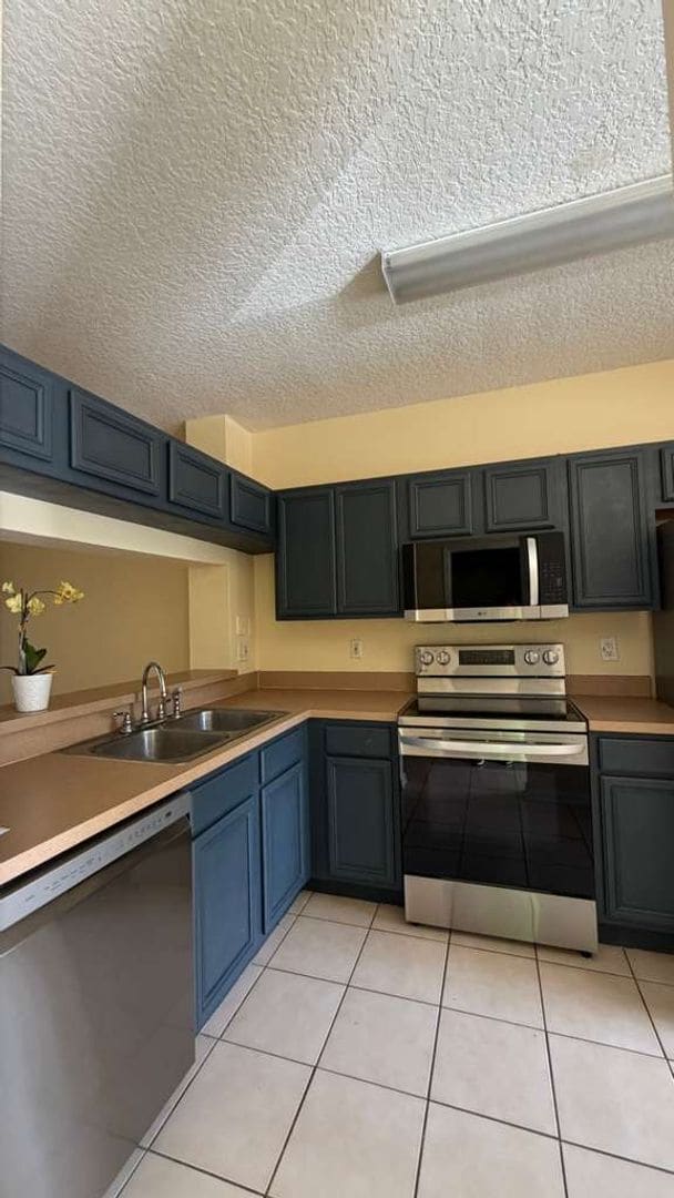 Photo - 2912 Woodlands Park Ct