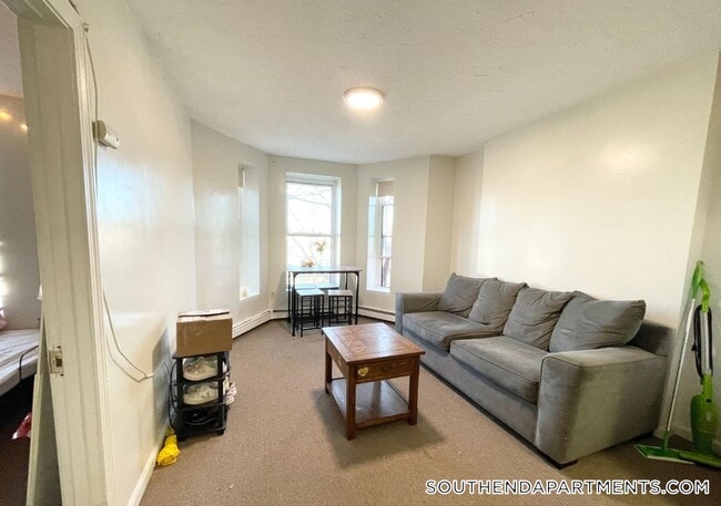 Photo - 90 Hammond St Apartment Unit 4