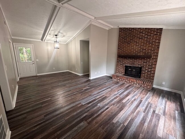 Photo - 221 Hearthstone Dr
