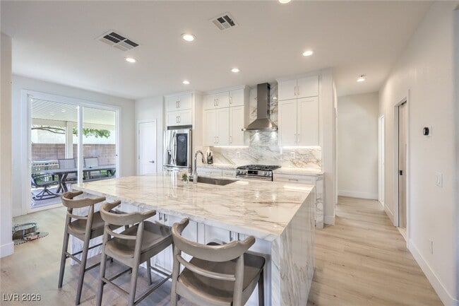 Building Photo - 5404 Avent Ferry St