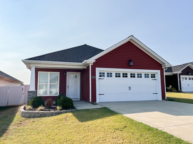 Photo - Single-Family Home in Hopkinsville with Fe...