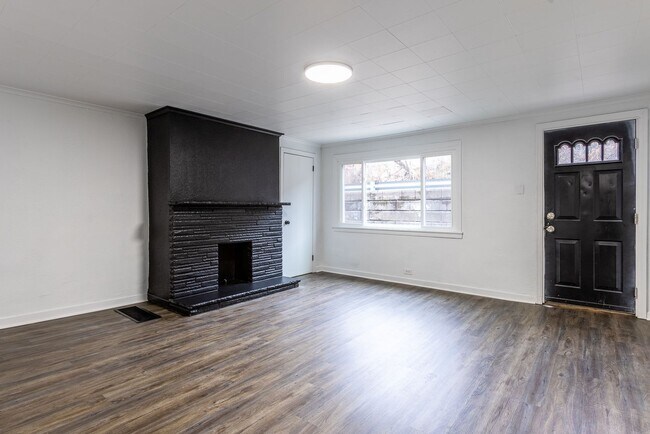 Photo - AVAILABLE April 2026 - Renovated Home in South Side Slopes w/ City Views!