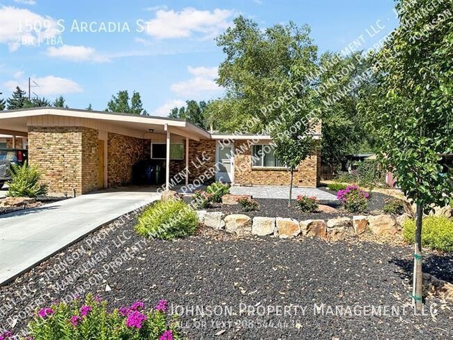 Photo - 1509 S Arcadia St Apartment
