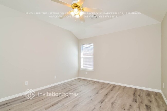 Photo - 1414 Nighthawk Dr