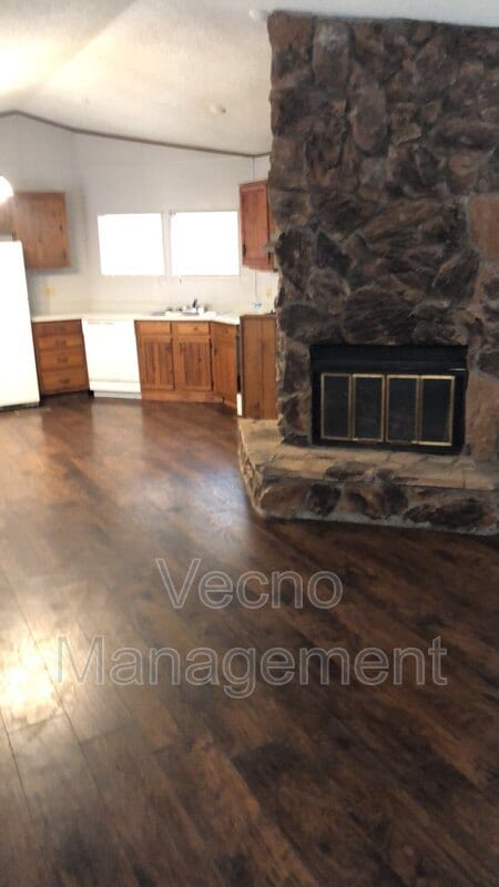 Photo - 201 S Preston Rd