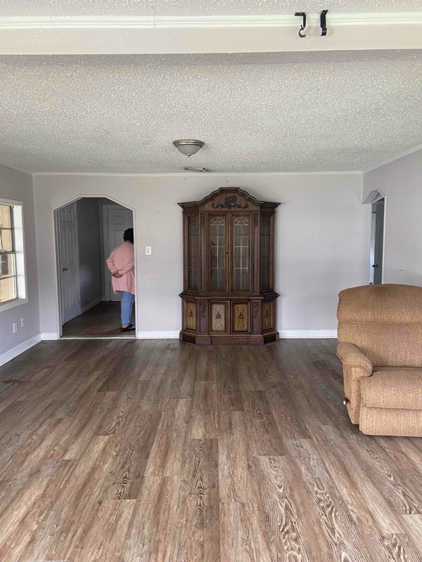 Photo - 2447 Burns St