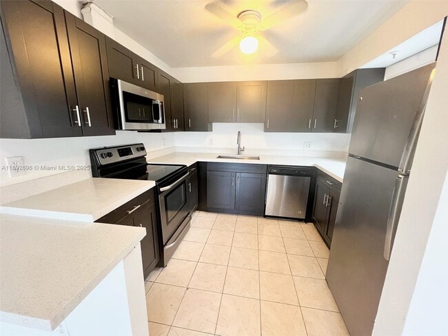 Building Photo - 2355 Linton Ridge Cir Unit F6