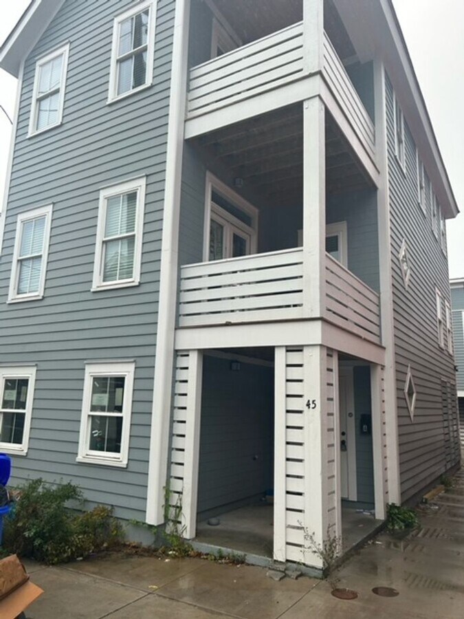 Photo - 45 Reid St Unit B