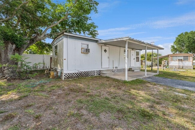 Photo - 2854 Lake Alfred Rd