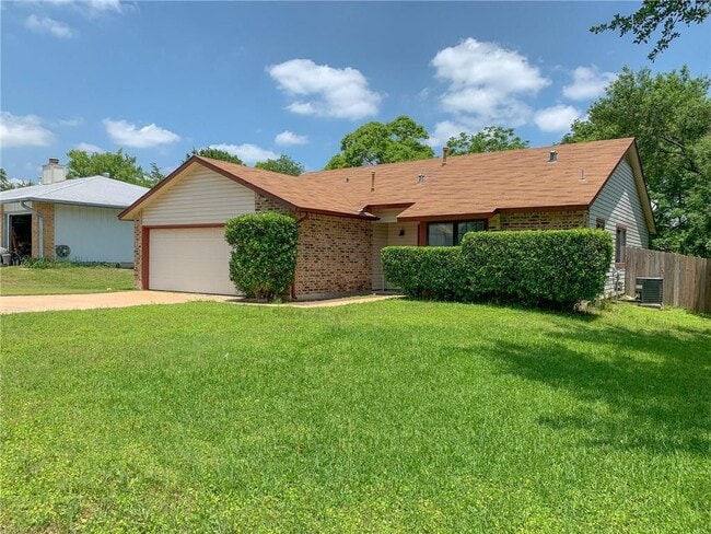 Photo - 1604 Holstein Dr