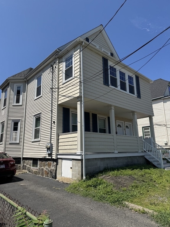 Building Photo - 329 Freeport St Unit 2