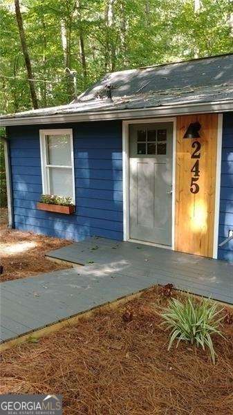 Photo - 245 Hilton Way