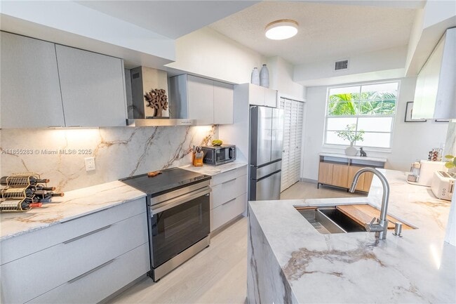 Photo - 3255 NE 184th St Unit 12407