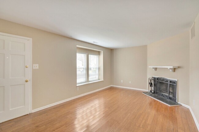 Photo - 2716 Gatewood Cir